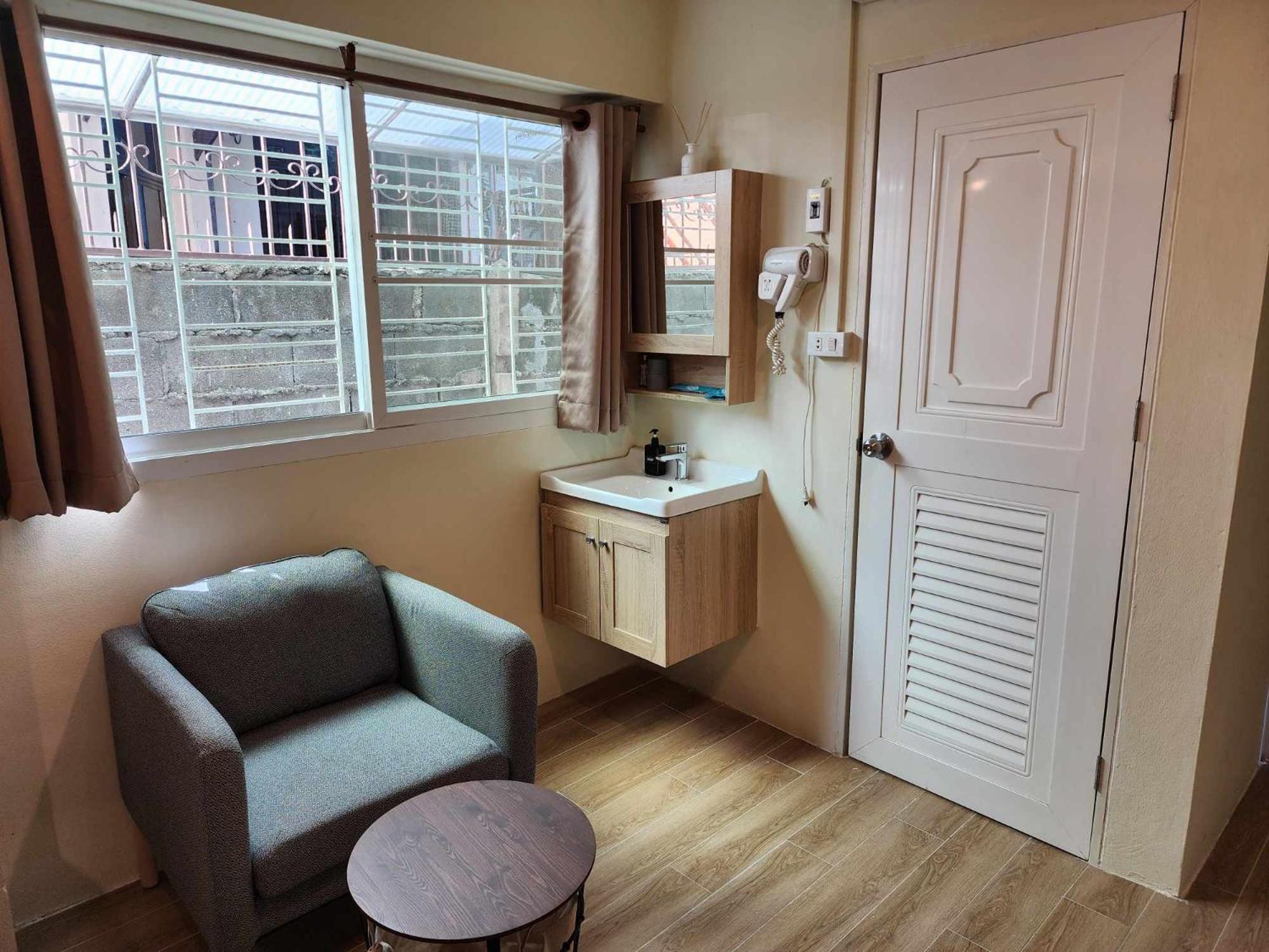 Canal View Lo-Ha Guest House, Contactless Check-In Banguecoque Exterior foto